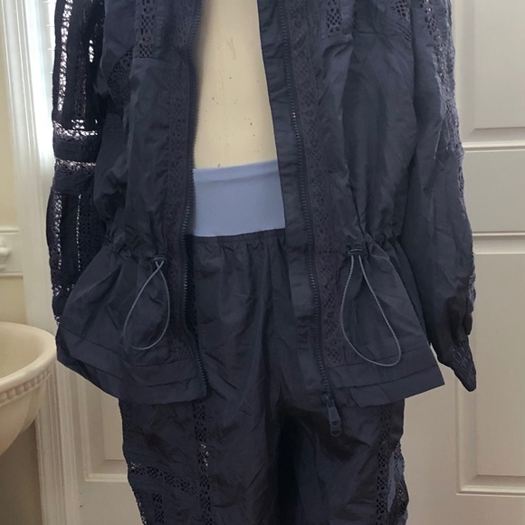 NEW FP Movement Applique Jogger Pants 2 piece Lace Up and Down Size Med